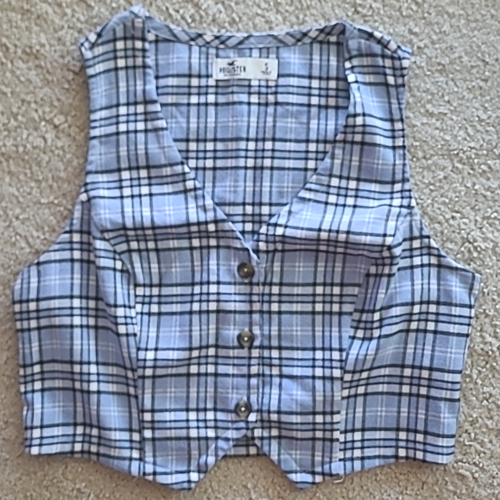 Hollister, size small, blue/black/white plaid button vest